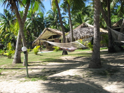 fiji_island_resrt_huts_400